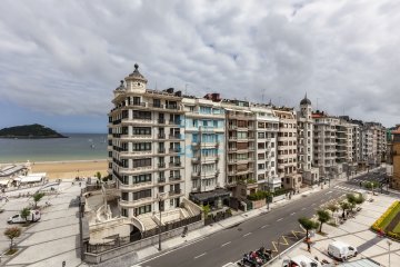 Foto 57 de Imponente vivienda de 225 m2 útiles, ubicada en uno de los mejores y más exclusivos edificios de San Sebastián.