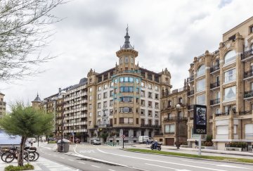 Foto 60 de Imponente vivienda de 225 m2 útiles, ubicada en uno de los mejores y más exclusivos edificios de San Sebastián.