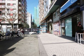 Foto 7 de INVERSIONISTAS. Local comercial en Plaza Ferrerías a pleno rendimiento como negocio de estética.