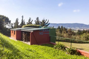 Foto 34 de Casa individual en 3 plantas con vistas panorámicas a la bahía de Txingudi. Terreno propio de 9.287 m2 con arboles frutales y frontón.