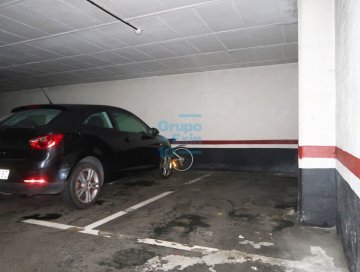 Foto 3 de Raya de garaje en sotano -2 para coche mediano.
