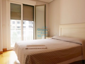 Foto 7 de Avenida de Barcelona próximo a la pasarela Mikel Laboa y al INSS se alquila vivienda amueblada. Terraza. ALQUILER TERMPORAL de SEPTIEMBRE A JUNIO (10 meses). Foto 7 de Avenida de Barcelona próximo a la pasarela Mikel Laboa y al INSS se alquila vivienda amueblada. Terraza. ALQUILER TERMPORAL de SEPTIEMBRE A JUNIO (10 meses).