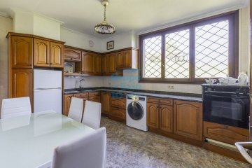 Foto 7 de Villa individual a reformar en parcela de 1.222 m² con magnífica ubicación junto al centro de Oiartzun, totalmente exterior con terraza y vistas despejadas.