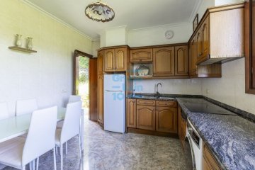 Foto 9 de Villa individual a reformar en parcela de 1.222 m² con magnífica ubicación junto al centro de Oiartzun, totalmente exterior con terraza y vistas despejadas.