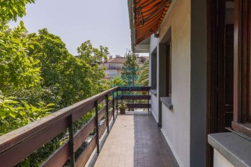 Foto 25 de Villa individual a reformar en parcela de 1.222 m² con magnífica ubicación junto al centro de Oiartzun, totalmente exterior con terraza y vistas despejadas.