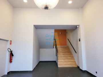 Foto 4 de Oficinas en edificio de oficinas en Igarategi Industrialdea junto a Muebles Iturbe.