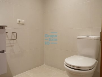 Foto 17 de Riberas de Loiola, en Avenida de Barcelona, alquilamos vivienda de salón, 2 habitaciones, 2 baños y cocina. Terraza. Alquiler estable. Se alquila vacío.