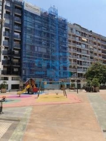 Foto 20 de Local comercial diáfano en planta baja de 130 m2 con entreplanta. Exterior a dos fachadas.