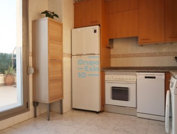 Foto 14 de Parke Murgia Alquiler de dúplex con hermosa Terraza y garaje adicional en 100 €.