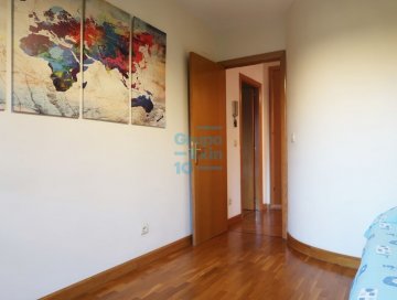 Foto 27 de Parke Murgia Alquiler de dúplex con hermosa Terraza y garaje adicional en 100 €.