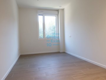 Foto 9 de Vivienda de nueva construcción en ATOTXA ERREKA con amplia terraza de 18 m2 orientada al sur. Piscina y terrazas comunitarias. Garaje cerrado 68 m2.