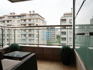 Foto 2 de Riberas de Loiola en avenida de Barcelona, alquilamos precioso apartamento amueblado con terraza y garaje cerrado. Alquiler temporal.