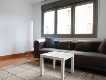 Foto 5 de Riberas de Loiola en avenida de Barcelona, alquilamos precioso apartamento amueblado con terraza y garaje cerrado. Alquiler temporal.