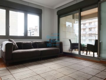 Foto 6 de Riberas de Loiola en avenida de Barcelona, alquilamos precioso apartamento amueblado con terraza y garaje cerrado. Alquiler temporal.