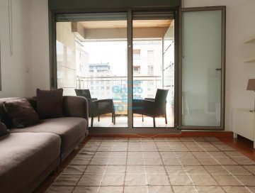 Foto 7 de Riberas de Loiola en avenida de Barcelona, alquilamos precioso apartamento amueblado con terraza y garaje cerrado. Alquiler temporal.