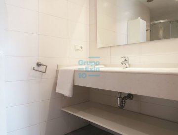 Foto 11 de Riberas de Loiola en avenida de Barcelona, alquilamos precioso apartamento amueblado con terraza y garaje cerrado. Alquiler temporal.