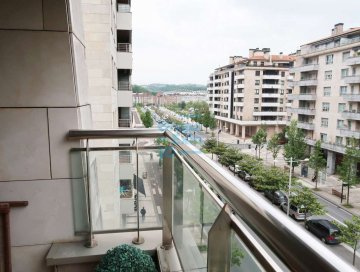 Foto 20 de Riberas de Loiola en avenida de Barcelona, alquilamos precioso apartamento amueblado con terraza y garaje cerrado. Alquiler temporal.