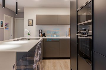 Foto 9 de Preciosa vivienda totalmente reformada en Avda. Ametzagaña en quinta planta con terraza. Foto 9 de Preciosa vivienda totalmente reformada en Avda. Ametzagaña en quinta planta con terraza.