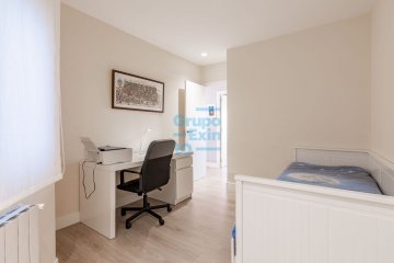 Foto 16 de Preciosa vivienda totalmente reformada en Avda. Ametzagaña en quinta planta con terraza. Foto 16 de Preciosa vivienda totalmente reformada en Avda. Ametzagaña en quinta planta con terraza.