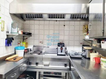 Foto 5 de Bar en funcionamiento cerca del centro comercial Arcco con salida de humos. POSIBILIDAD ALQUILER CON OPCION COMPRA.