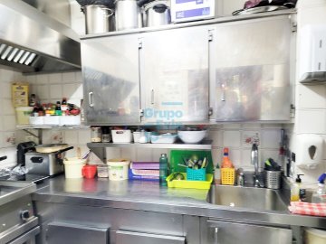 Foto 6 de Bar en funcionamiento cerca del centro comercial Arcco con salida de humos. POSIBILIDAD ALQUILER CON OPCION COMPRA.