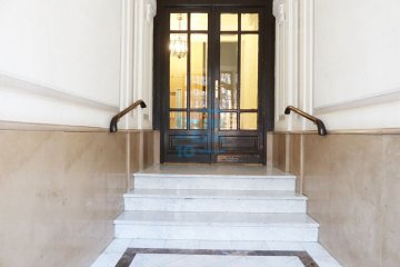 Foto 7 de Oficinas en la Avda. de la Libertad de diferentes superficies orientados a patio de manzana.