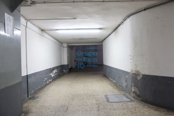 Foto 8 de Plaza de aparcamiento (raya) en planta de sótano 1º con trastero anejo de 8,85 m2.