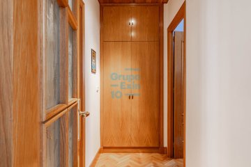 Foto 17 de Vivienda totalmente exterior con balcones a dos fachadas. Zona tranquila con aparcamiento comunitario privado en el exterior.