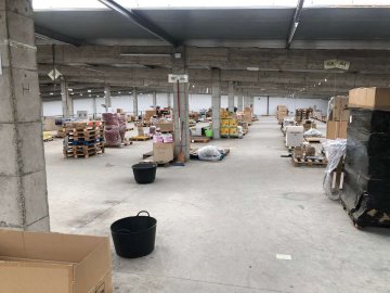 Foto 13 de Nave industrial-terciaria, en Oiartzun de 7.596m2 con muelles de carga.