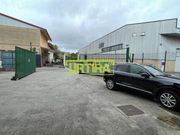 Foto 11 de Nave en Lezo de 441m2 con 306m2 de campa privada vallada.