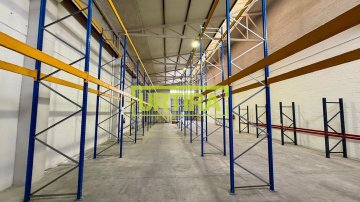 Foto 18 de Nave en Lezo de 441m2 con 306m2 de campa privada vallada.