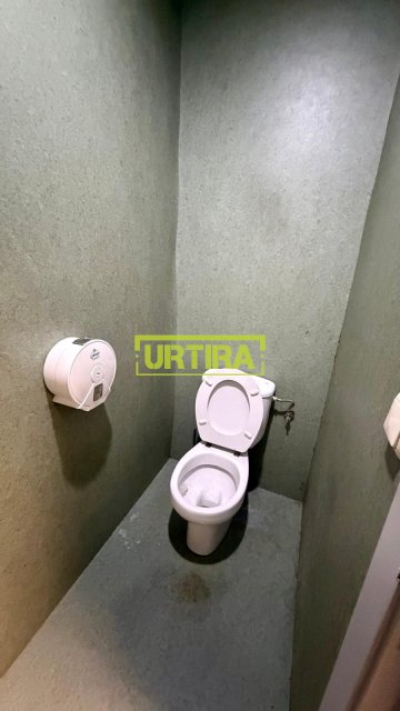 Foto 33 de Nave en Lezo de 441m2 con 306m2 de campa privada vallada.