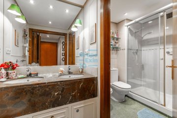 Foto 22 de Amara. José Mª Salaberría. Piso de gran tamaño de cinco dormitorios con terraza orientada al Oeste. Garaje opcional.