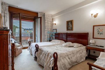 Foto 23 de Amara. José Mª Salaberría. Piso de gran tamaño de cinco dormitorios con terraza orientada al Oeste. Garaje opcional.