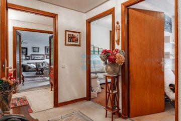 Foto 26 de Amara. José Mª Salaberría. Piso de gran tamaño de cinco dormitorios con terraza orientada al Oeste. Garaje opcional.