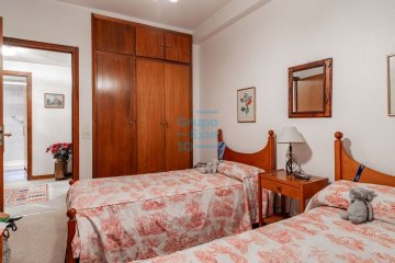 Foto 44 de Amara. José Mª Salaberría. Piso de gran tamaño de cinco dormitorios con terraza orientada al Oeste. Garaje opcional.