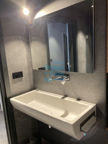 Foto 10 de Centro. Local comercial en una de las mejores esquinas en la calle Easo.