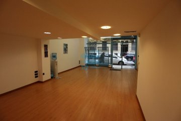 Foto 5 de Centro. Local comercial en calle Prim.