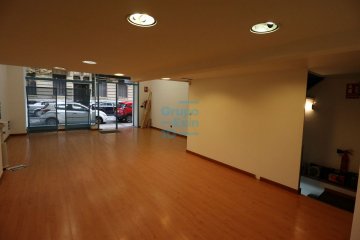 Foto 6 de Centro. Local comercial en calle Prim.