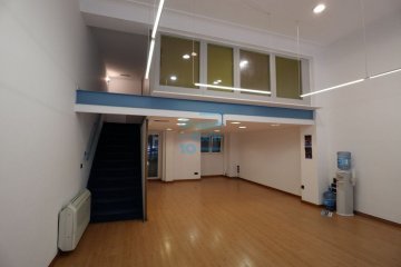 Foto 9 de Centro. Local comercial en calle Prim.