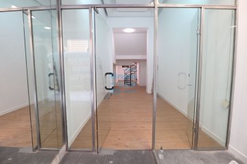 Foto 2 de Centro. Calle Fuenterrabía. Local junto a la Avenida de la Libertad, zona muy comercial. Foto 2 de Centro. Calle Fuenterrabía. Local junto a la Avenida de la Libertad, zona muy comercial.