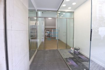 Foto 3 de Centro. Calle Fuenterrabía. Local junto a la Avenida de la Libertad, zona muy comercial. Foto 3 de Centro. Calle Fuenterrabía. Local junto a la Avenida de la Libertad, zona muy comercial.