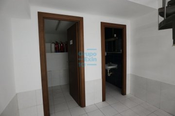 Foto 11 de Centro. Calle Fuenterrabía. Local junto a la Avenida de la Libertad, zona muy comercial. Foto 11 de Centro. Calle Fuenterrabía. Local junto a la Avenida de la Libertad, zona muy comercial.