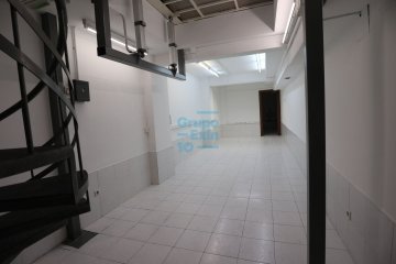 Foto 12 de Centro. Calle Fuenterrabía. Local junto a la Avenida de la Libertad, zona muy comercial. Foto 12 de Centro. Calle Fuenterrabía. Local junto a la Avenida de la Libertad, zona muy comercial.