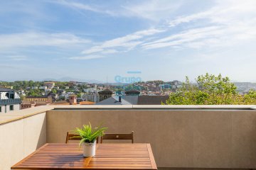 Foto 2 de Obra nueva. Ático con terraza y dos dormitorios, con vistas despejadas de la ciudad. Foto 2 de Obra nueva. Ático con terraza y dos dormitorios, con vistas despejadas de la ciudad.