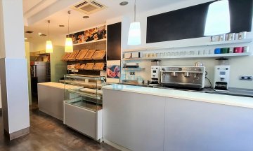 Foto 15 de Alquiler de local con licencia grupo 2 actualmente acondicionado como cafeteria-panaderia