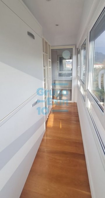 Foto 16 de Alquiler meses de verano. Preciosa vivienda con terraza en el Antiguo, en urbanización con piscina. Foto 16 de Alquiler meses de verano. Preciosa vivienda con terraza en el Antiguo, en urbanización con piscina.