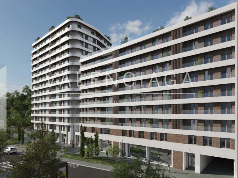 Locales comerciales de nueva construcción en la nueva zona de Zeruene