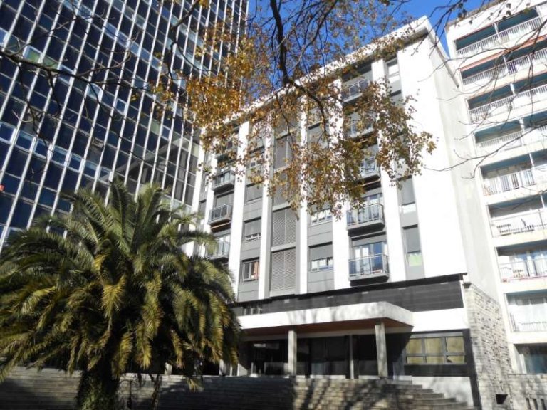 Foto 1 de Excelente piso en Gaiztarro, Paseo de Olmos