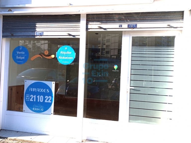Local en venta o alquiler, ideal para actividades comerciales o semi comerciales. en el Barrio del Antiguo en Donostia-San Sebastián